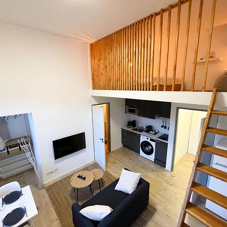 Loft Maniny By Urban Apartments Прага Екстер'єр фото
