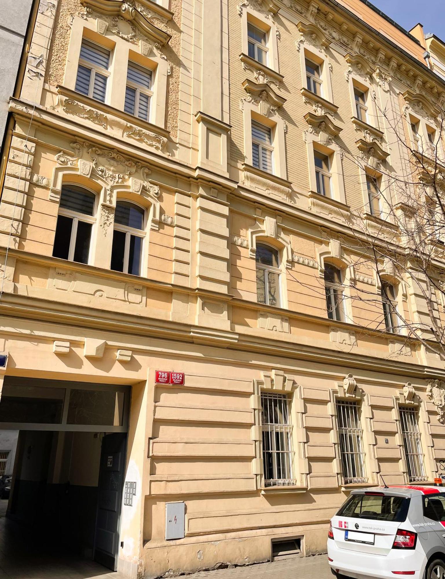 Loft Maniny By Urban Apartments Прага Екстер'єр фото
