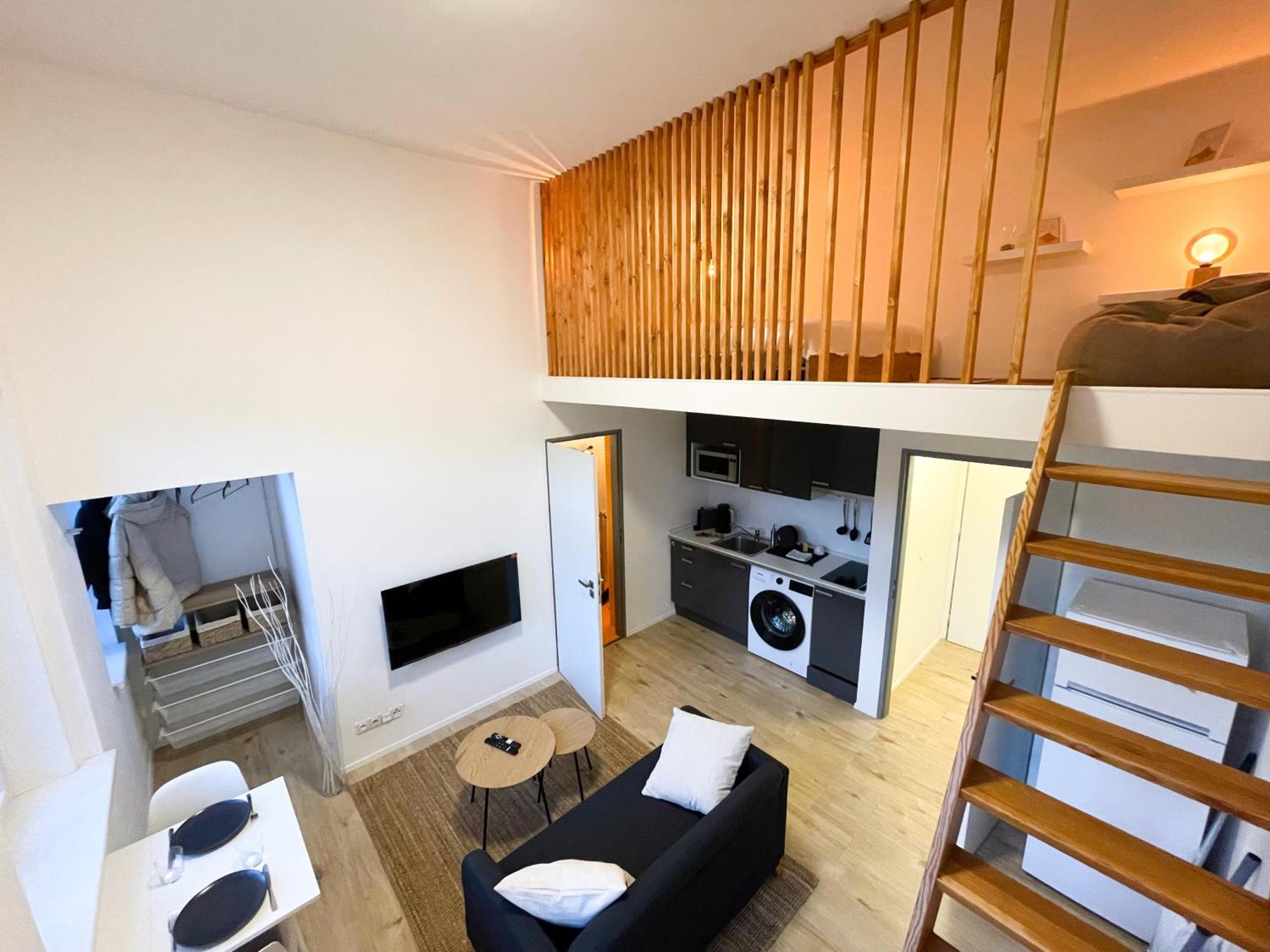 Loft Maniny By Urban Apartments Прага Екстер'єр фото