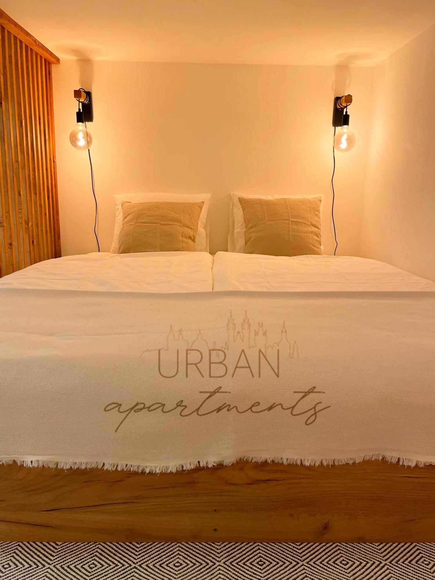 Loft Maniny By Urban Apartments Прага Екстер'єр фото